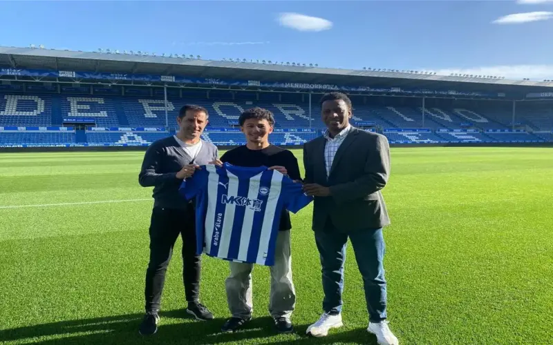 رسمياً.. ديبورتيفو ألافيس يعلن توقيعه مع جوهرة مصرية جديدة